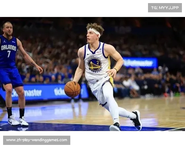 无视里夫斯波杰姆斯基三分连续命中带领球队反超局势展现强大实力